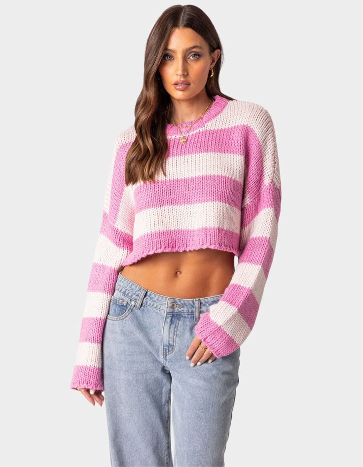 This Cropped Sweater Is The Perfect Choice For Staying Warm While Looking Super Cute. It's Perfect To Wear With A Pair Of Jeans To Dress It Down Or Dress It Up With A Mini Skirt When You're Going Out On The Town. Knitted Sweater . Cropped Fit. 100% Acrilan. Model Wears Size Xs/s. Model Height Is 5'9. Item Care: Hand Wash. | Edikted Ozzy Cropped Striped Knitted Sweater Pink Crop Sweatshirt Outfit, Cropped Knitted Sweater, Striped Knitted Sweater, Prom 2024, Mode Zara, Winter Mood, College Fits, Sweater Cropped, Pullover Outfit