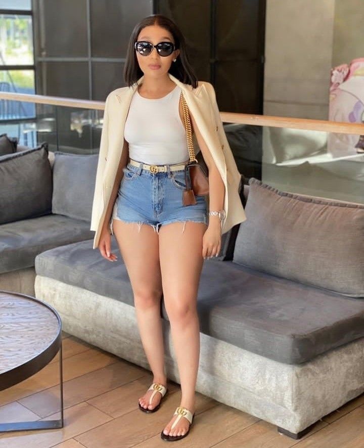 Denim Shorts And Blazer Outfit, Shorts And Blazer Outfit, Style Star, Stylish Work Attire, Classy Casual Outfits, Casual Chic Outfit, Sporty Outfits, Summer Fashion Outfits, Up Girl