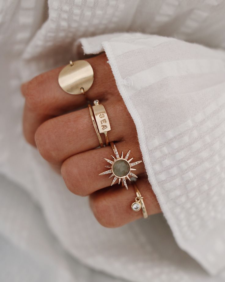 Chon & CHON - WWW.CHONANDCHON.COM RINGS SET, gold rings, jewelry addict, rings layering, accumulation bagues or, bijoux lover, bijoux addict Pink Morganite Ring, Rose Gold Morganite Ring, Ring Rosegold, Casual Rings, Gold Rings Jewelry, Bridal Bands, Hand Jewelry, Girly Jewelry, Jewelry Inspo