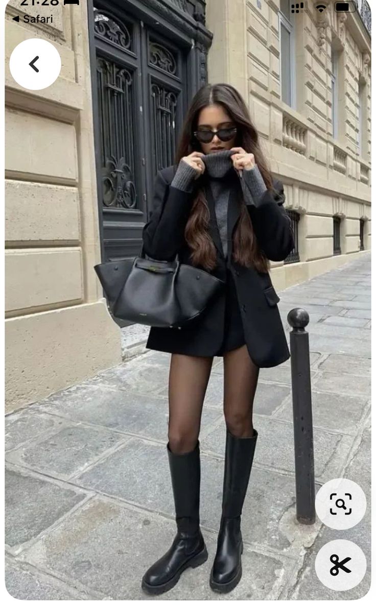 Paris Boots Outfit, Kneehighboots Outfits, Fall Outfit With Boots, Rok Outfit, Black Boots Outfit, Winter Fashion Outfits Casual, Beige Outfit, Paris Outfits, Looks Street Style