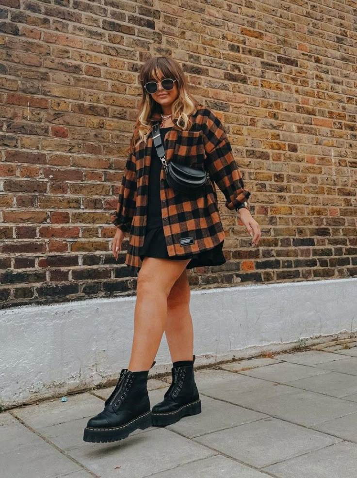 Midsize Outfits Casual Grunge, Date Night Grunge Outfit, Over Sized Outfits Women, Short Dress With Doc Martens, 90s Fashion Doc Martens Outfit, Plus Size Concert Outfit Fall, Mid Size Rocker Outfits, Fall Outfits Women Alternative, Street Style Mini Skirt