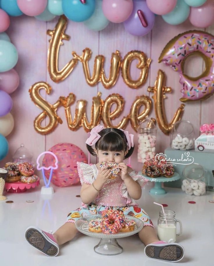 Two Sweet Theme, 2nd Bday Photoshoot, Second Birthday Photoshoot, 2nd Birthday Photoshoot, Two Sweet Party, Second Birthday Photos, 2nd Birthday Themes, Baby Birthday Theme, Gracie Birthday