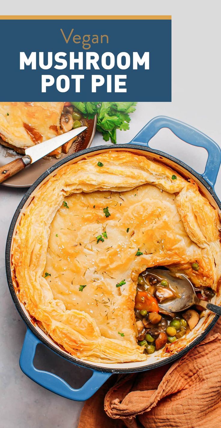 a pot pie with mushrooms and peas in it