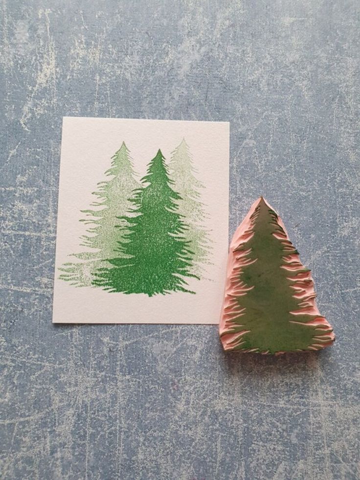 a piece of paper that has been made to look like a christmas tree on it