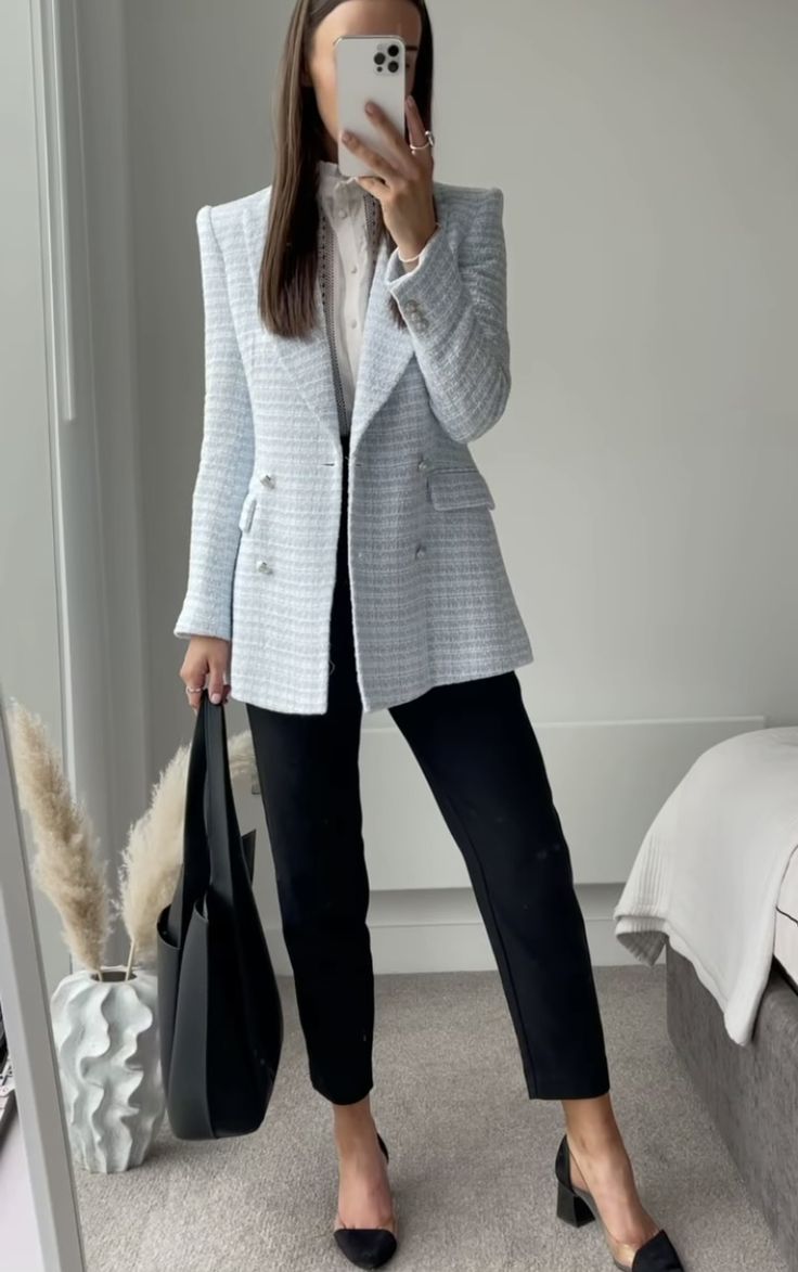 Medical Conference Outfit, Lecturer Outfit Women, Orchestra Outfit Concert Classy, Work Outfits Women Business Casual, Corporate Girl, Corp Perfect, Lawyer Outfits, Fashionable Work Outfit, Lawyer Outfit