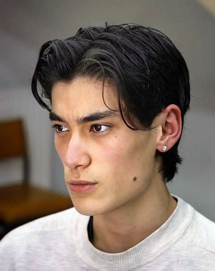 21 Middle Part Hair Men Ideas: Stylish Hairstyles for Every Length and Type Asian Men's Hairstyles, Asian Man Haircut, Korean Haircut, Middle Part Hairstyles, Asian Haircut, Mens Hairstyles Medium, Asian Men Hairstyle, American Hairstyles, Men's Long Hairstyles