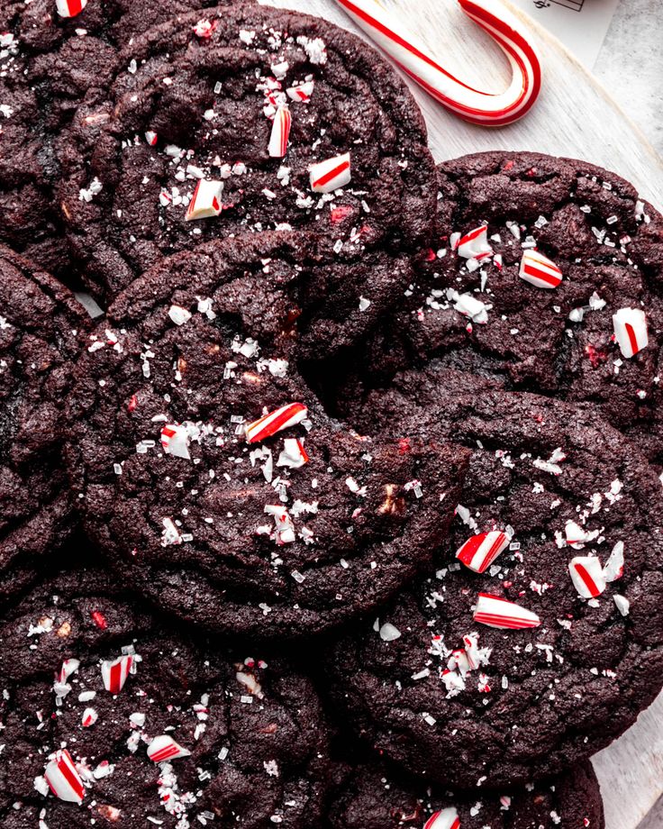 chocolate cookies with candy canes and crushed sugar