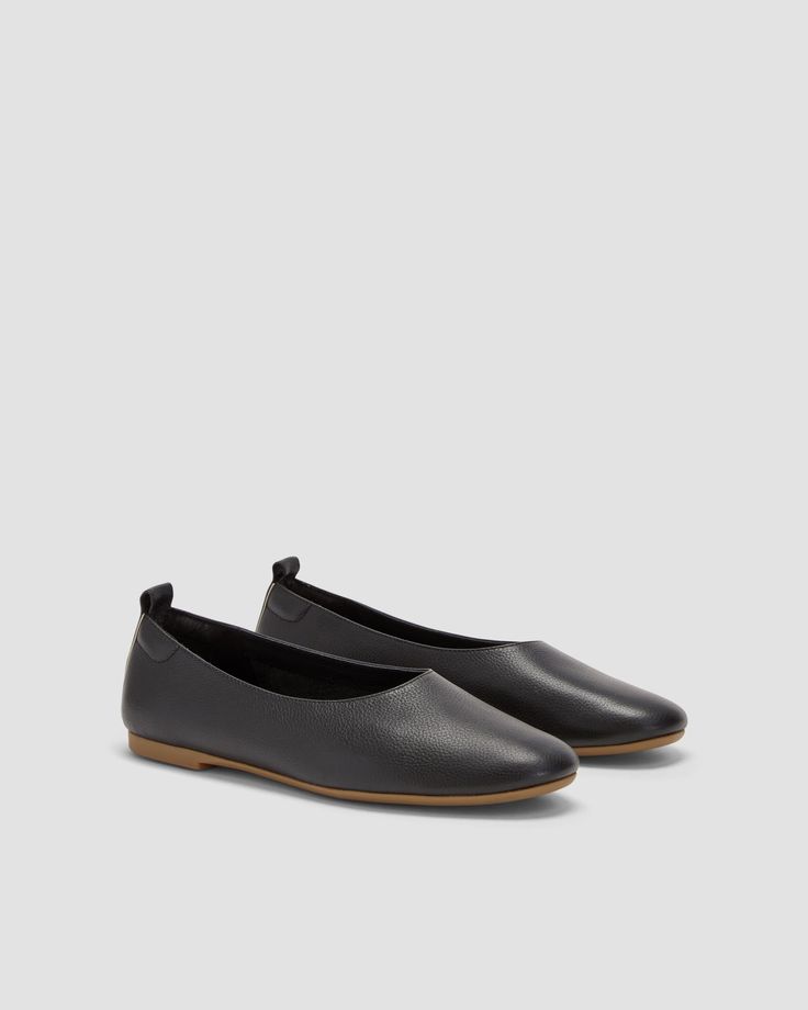 The Day Glove Black – Everlane Swift Leather Slip-ons With Removable Insole, Flat Leather Walking Shoes With Branded Insole, Leather Slip-on Shoes With Flat Heel And Branded Insole, Leather Slip-on Walking Shoes With Flat Heel, Slip-on Leather Shoes With Flat Heel And Branded Insole, Slip-on Leather Walking Shoes With Flat Heel, Leather Walking Shoes For Everyday, Flat Leather Shoes With Cushioned Footbed, Slip-on Flats With Leather Footbed In Swift Leather