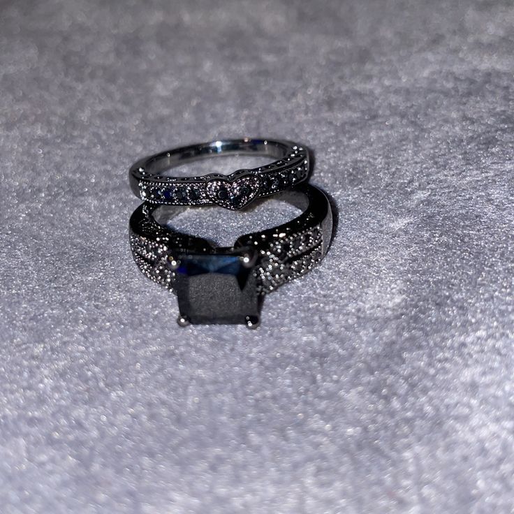 Goth Promise Ring, Obsidian Wedding Ring, Untraditional Wedding Rings, Black Promise Rings, Goth Wedding Ring, Two Piece Ring, Black Engagement Rings, Black Metal Material, Untraditional Wedding