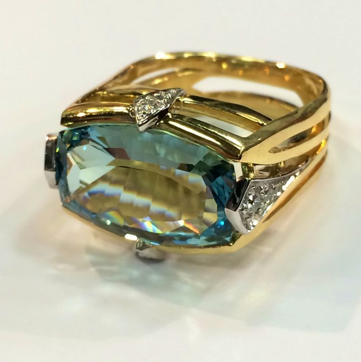 Luxury Yellow Gold White Topaz Jewelry, Luxury Modern Aquamarine Jewelry, Yellow Gold Aquamarine Jewelry With Accent Stones, Luxury Aquamarine Gemstone Rings, Luxury Aquamarine Yellow Gold Jewelry, Nontraditional Engagement Rings, Honey Jewelry, Gold Bangles For Women, Big Stone Ring