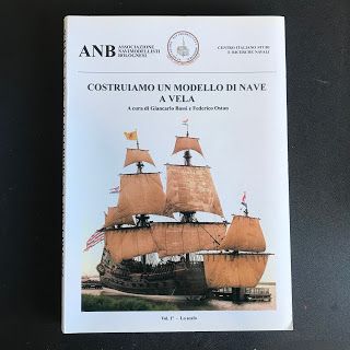 a book with an image of a pirate ship on it's front cover and the title, costrullo in modelo di nave avea