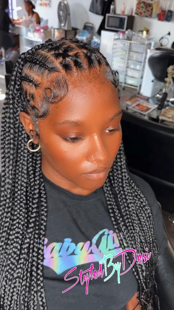 Half Individuals Half Cornrows, Half Braids Half Cornrows Black Women, Fulani Knotless Braids, Knotless Medium, Fulani Knotless, Medium Knotless Braids, Half Cornrows, Medium Knotless, Braid Videos