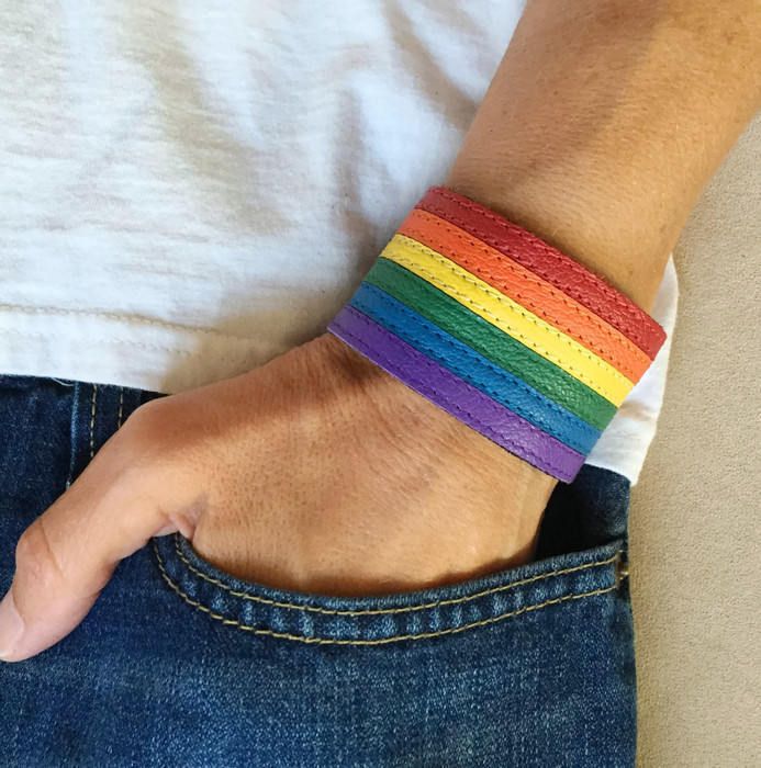 Gay pride, rainbow bracelets, LGBT, lesbain, gay, gay pride rainbow stripe leather bracelets, gay jewelry, gay pride flag. by threedollarbillshop on Etsy Limp Wrist, Gay Jewelry, Gay Pride Bracelet, Lgbt Bracelet, Bracelet Arm, Rainbow Accessories, Pride Jewellery, Bracelet Rainbow, Pride Bracelet