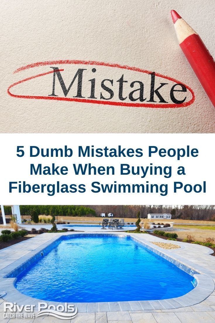 Are you interested in getting a fiberglass pool for your home? Be sure to avoid these top 5 pool buying mistakes! Fiberglass Pool Cost, Small Fiberglass Pools, Fiberglass Pool Installation, Inground Pool Landscaping, Small Backyard Design Layout, Pool Cost, Beach Entry Pool, Pool Prices, Fiberglass Pool