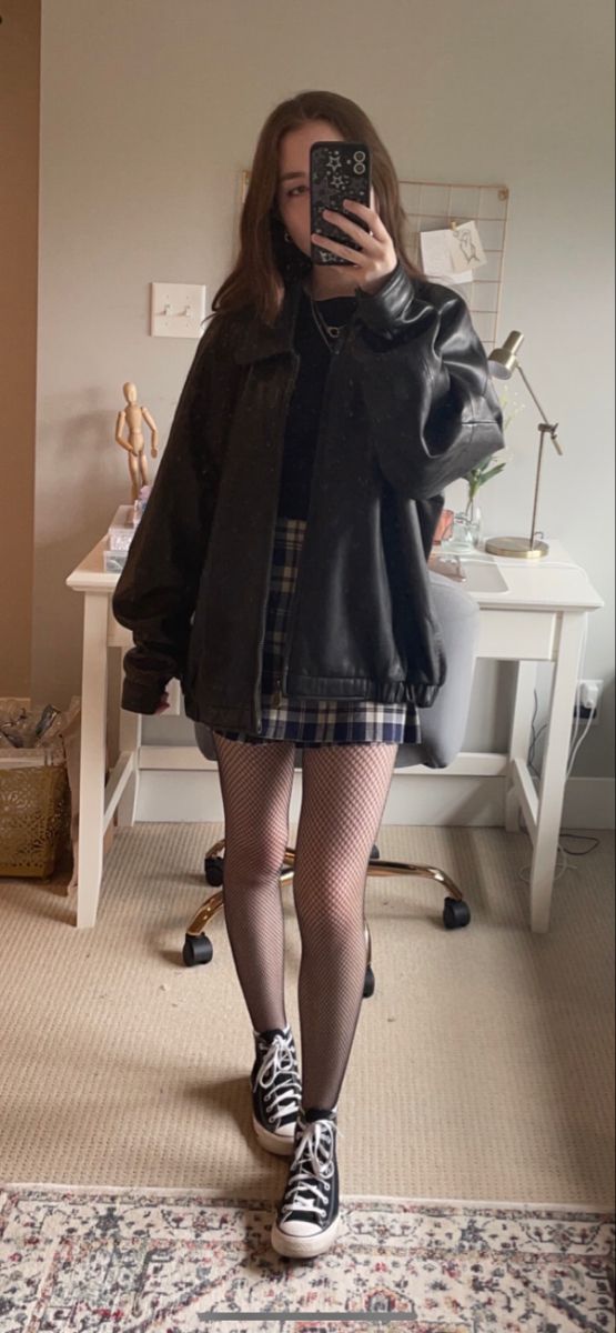 Docs Outfit Women, Leather Jacket Plaid Skirt, Tumblr Fall Outfits 2014, Plaid Skirt Leather Jacket Outfit, Dark Plaid Skirt Outfit, Leather Jacket School Outfit, Fall Outfits Plaid Skirt, Grunge Bday Outfit, Outfit Ideas Plaid Skirt