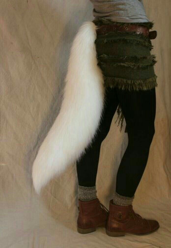 Therian white wolf tail | Wolf tail, Fur costume, Wolf costume