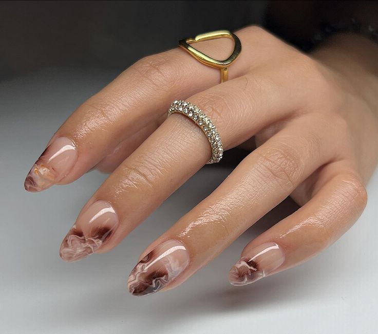 Marble Acrylic Nails, Brown Nails Design, Marble Nail Designs, October Nails, Beige Nails, Classy Acrylic Nails, Pearl Nails, Almond Acrylic Nails, Simple Nail