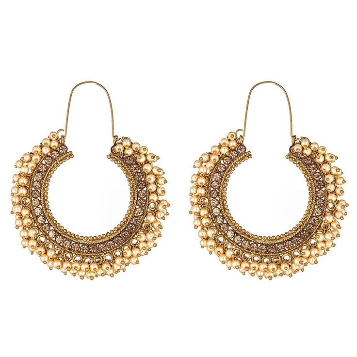 Designed in the USA, handcrafted with love by our artistans in India these beautiful Blossom Box Earrings come in a gold plated finish with stunning stones to make these exquisite earrings really special - this pair are light in weight & can be paired with almost any outfit. Perfect accessory for every jewelry box! Handcrafted Metal: Metal Alloy, Gold Plated Stone: CZ Stones & Pearls Size: Length: 2.5" Width: 2.5" Gold Earrings For Diwali, Festive Gold Bridal Earrings For Pierced Ears, Gold Chandbali Earrings In Temple Jewelry Style, Gold Chandbali Temple Jewelry Earrings, Gold Earrings For Diwali Gifts, Chandbali Temple Jewelry Earrings With Elegant Design, Traditional Gold Plated Earrings For Festivals, Yellow Gold Chandbali Earrings, Traditional Gold-plated Earrings For Festivals