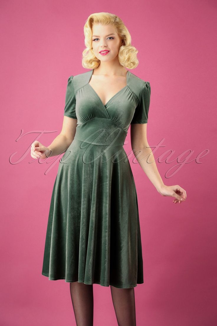 1950s Dresses, 50s Dresses | 1950s Style Dresses 50s Hollywood Circle Dress in Mint Velvet £112.80 AT vintagedancer.com 50s Hollywood, Dresses 1950s Style, Gaun Koktail, Dresses 50s, 1950s Cocktail Dress, 1950s Fashion Dresses, Casual Attire For Women, Dresses 40s, Gaun Fashion