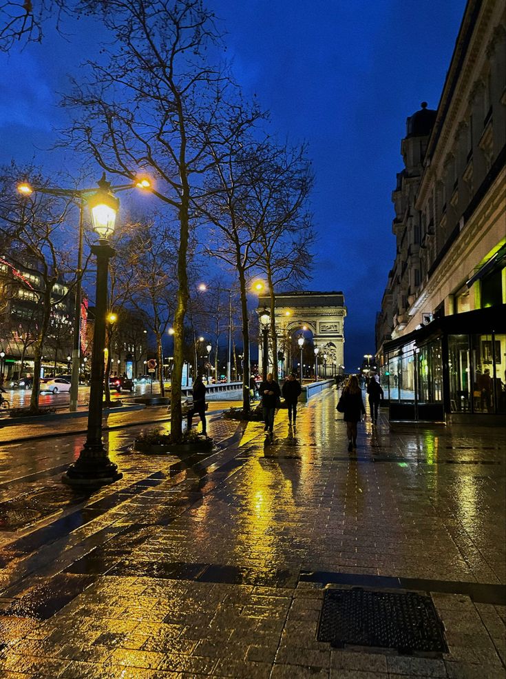 rainy streets of champs elysees lit up by city lights Rain In Paris Aesthetic, Autumn Aesthetic Night, Paris In The Rain Aesthetic, Paris Rain Aesthetic, Fete Aesthetic, Cities At Night Aesthetic, France Night Aesthetic, Paris Aethstetic, Champs Elysees Aesthetic