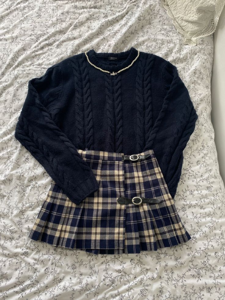 School Outfit Inspiration, 6th Form Outfits, Academia Outfits, Coquette Cottagecore, Downtown Outfits, 가을 패션, Really Cute Outfits, Lookbook Outfits, Dream Clothes