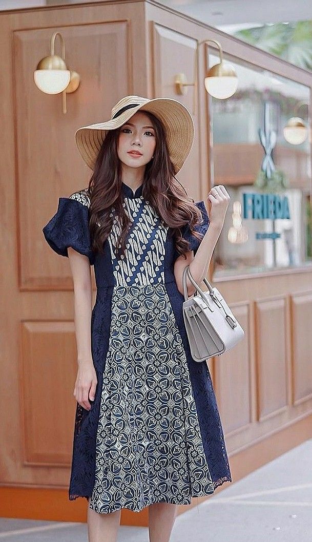 Batik Dress Modern Simple, Batik Dress Elegant Modern, Dress Batik Modern Fashion Style, Batik Modern Fashion Style, Modern Batik Dress, Dress Batik Modern, Model Dress Batik, Batik Dress Modern, Working Dresses