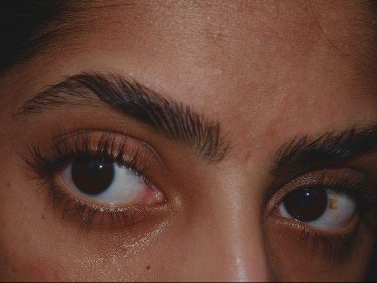 #southasian #eyes #browneyes #pakistani Large Eyes Aesthetic, Big Brown Doe Eyes Aesthetic, Big Brown Eyes Aesthetic, Big Eyes Aesthetic, Body Dr, Oc Story, Brown Eyes Aesthetic, Zombie Apocolypse, Indian Eyes