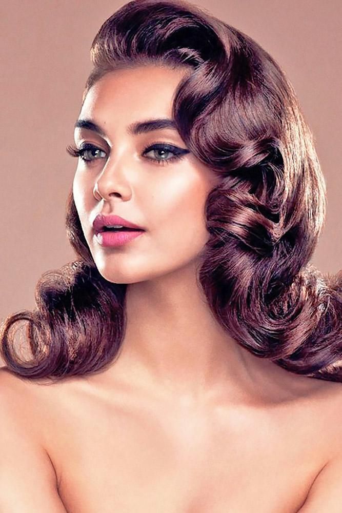 Vintage Wedding Hairstyles, Cabelo Pin Up, Look Gatsby, Wedding Makeup Vintage, Vintage Makeup Looks, Gatsby Hair, Retro Wedding Hair, Hairstyles Theme, 1950s Hairstyles