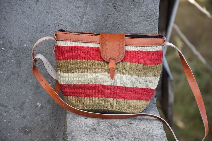 African Purse, Yarn Handbag, Bag Women Fashion, Sac Week End, Handmade African, Straw Bags, Summer Bag, Basket Bag, Bag Women