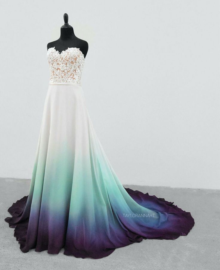 Canvas Bridal, Dye Wedding Dress, Wedding Dress Colorful, Ombre Wedding Dress, Ombre Wedding, Cute Prom Dresses, Fantasy Gowns, Pretty Prom Dresses, Fantasy Dress