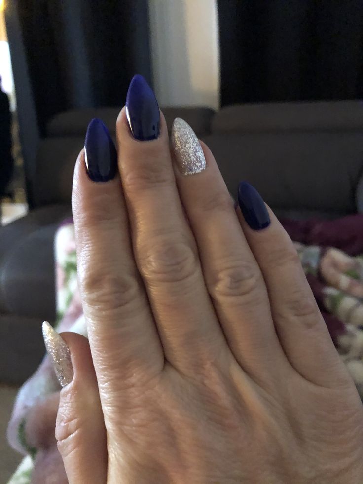 Midnights Nails Inspired, Nails For Blue Sparkly Dress, Nails That Look Good With Navy Blue Dress, Taylor Swift Midnights Nail Ideas, Midnight Blue Nail Ideas, Dark Blue Shimmer Nails, Eras Tour Nail Ideas Midnights, Midnight Era Nails, Midnights Nails Taylor Swift