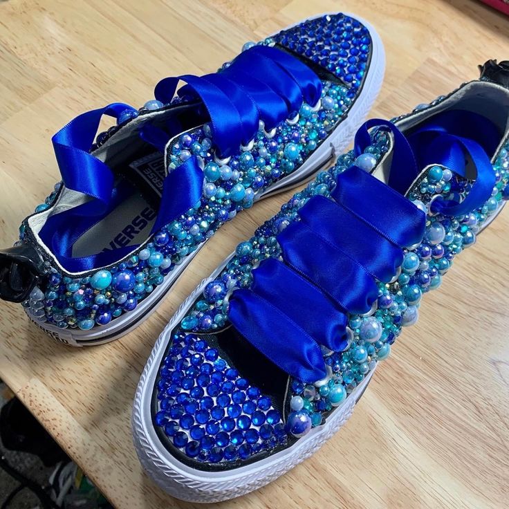 Size 5 Women Size 7 Men These Are Ready To Ship Shades Of Blue Rhinestone And Pearls Rose Detail On The Back Not Your Size? Ask For Your Custom Order In The Comments Bedazzled Shoes Diy, Bedazzled Shoes, Bling Converse, Crocs Fashion, Custom Rhinestone, Converse All Stars, Bling Crafts, Special Occasion Shoes, Shoes Diy