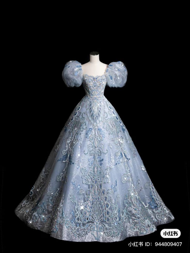 Gaun Abad Pertengahan, Pretty Quinceanera Dresses, Old Fashion Dresses, Fantasy Dresses, Princess Ball Gowns, Prom Dress Inspiration, Fantasy Gowns, Pretty Prom Dresses, Fairytale Dress