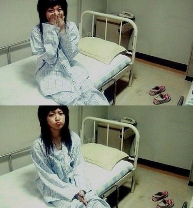 two pictures of a woman sitting on a hospital bed with her hand in her mouth