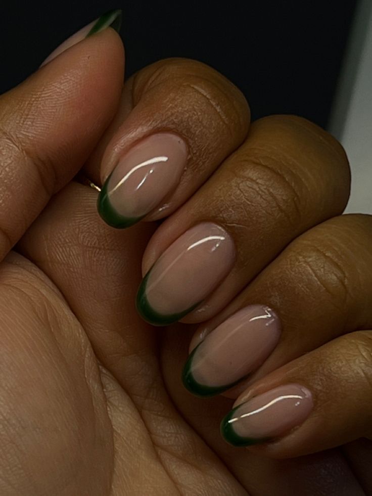 Short Nail Green French Tip, Minimalist Nails Almond Green, Green French Nails Short, French Manicure Green Tips, Pretty Round Nails, Shellac Nails French Tip Color, Short Green Nails Gel, Almond Biab Nails Designs, Short Almond Green French Tip Nails