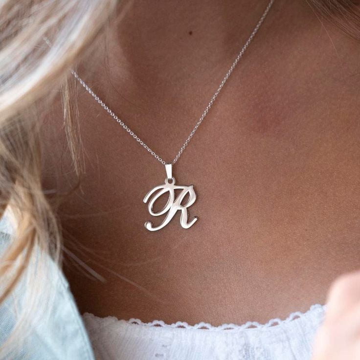 "♥This large Initial Pendant is the perfect accessory for any girl with a simple yet stylish fashion sense! the initial necklace is a real statement piece and a perfect gift for her. ♥HOW TO ORDER: Please write the initial you would like engraved as well as the desired length for the chain when placing your order. Remember to supply your FULL ADDRESS so I can ship your product out as soon as it is ready and gift-wrapped. ♥SIZE & MATERIALS: - Style: Large Initial Necklace - Material: sterling sil Custom Pendant, Inital Necklaces, Necklaces With Letters, T Necklace, R Necklace, A Initial Necklace, Luxury Necklace With Initial Pendant And Chain, Large Initial Necklace, Silver Initial Necklace