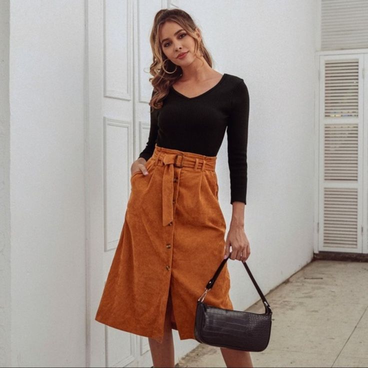 Midi Skirt Winter Outfit, Skirt Winter Outfit, Midi Skirt Outfit Winter, Corduroy Skirt Outfit, Midi Skirt Winter, Corduroy Midi Skirt, Ladies Skirts, Skirt Winter, Fashion Preppy