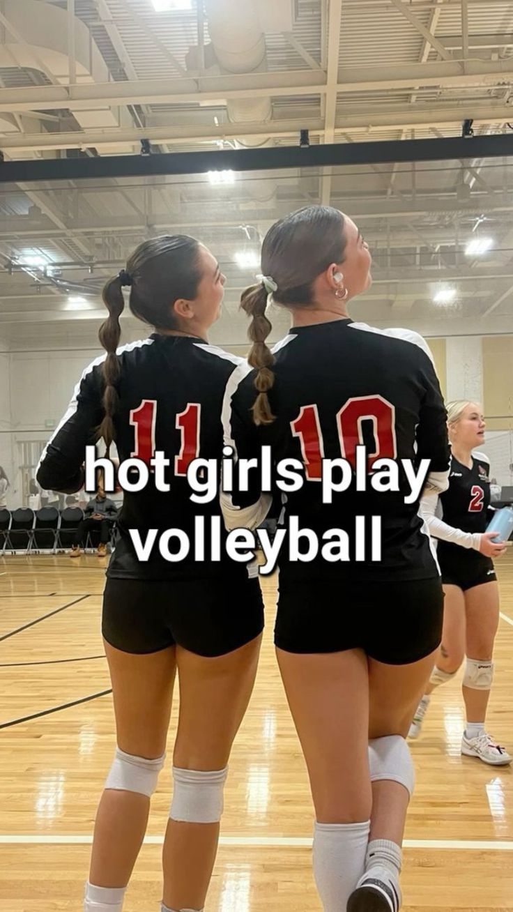 Volleyball Couple, Volleyball Needs, Preppy Volleyball, Volleyball Fits, Inspirational Volleyball Quotes, Volleyball Quotes Funny, Volleyball Boys, Volly Ball, Volleyball Pics