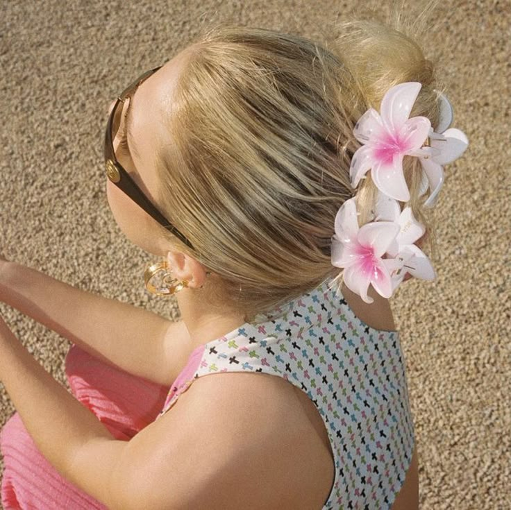 Summer Vacation Style, Super Bloom, Emi Jay, Hawaiian Plumeria, Flowers In Her Hair, Clip Hairstyles, Malibu Barbie, Wild Orchid, Coconut Girl