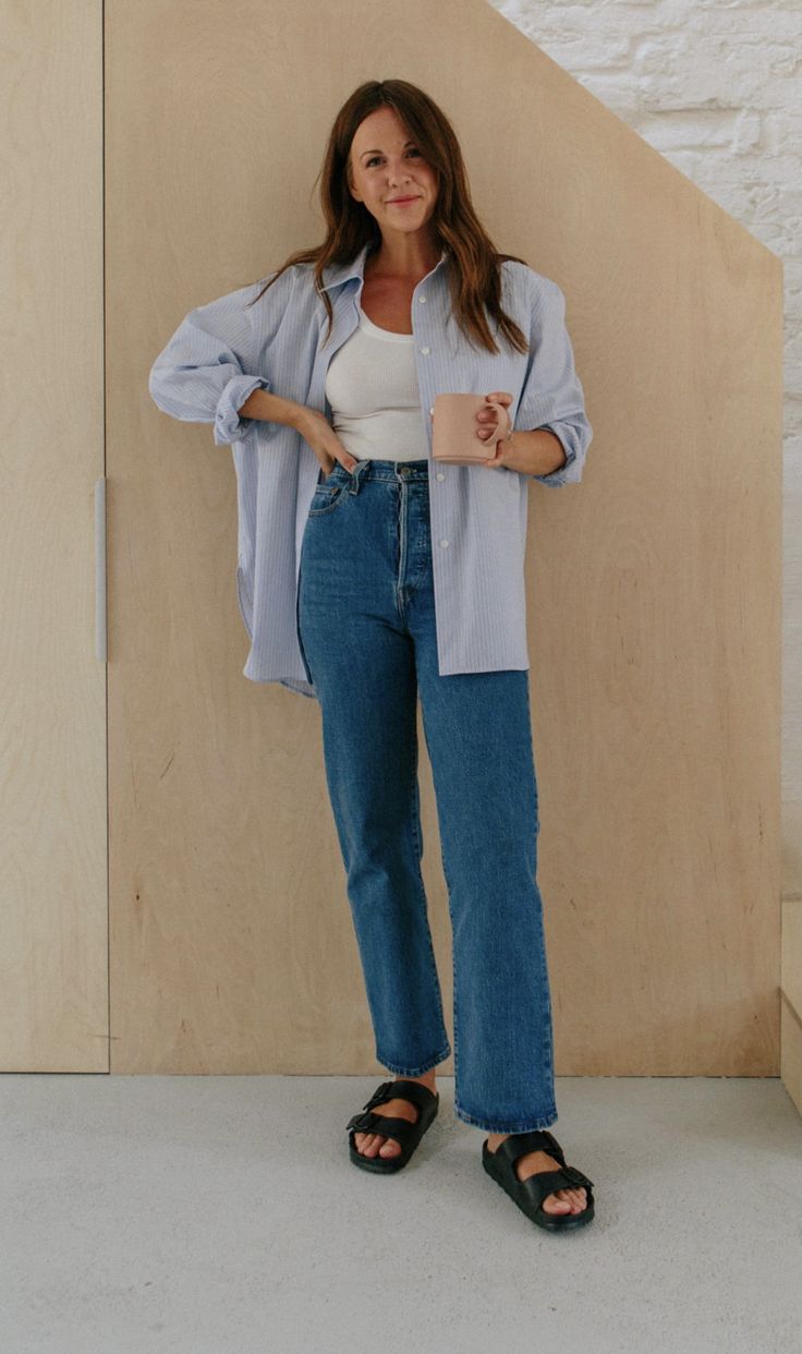 Simple Outfits Work Casual, Job Site Outfit Women, Later Summer Outfit, Size 6 Outfits Women Summer, Morning Drop Off Outfit, Mid Size Spring Fashion, Laundry Day Outfit, Chessy Aesthetic Outfits, Vermont Aesthetic Outfit