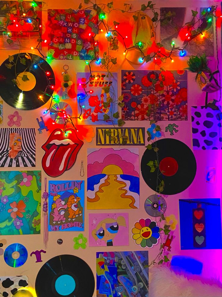 indie, kidcore, decor, records, music, wall decor, lights Indie Decor Bedroom, Kidcore Bedroom Decor, Indie Decorations, Indie Wall Painting, Kidcore Bedroom Ideas, Indie Wall Collage Ideas, Kidcore Bedroom Aesthetic, Kidcore Diy Room Decor, Kidcore House