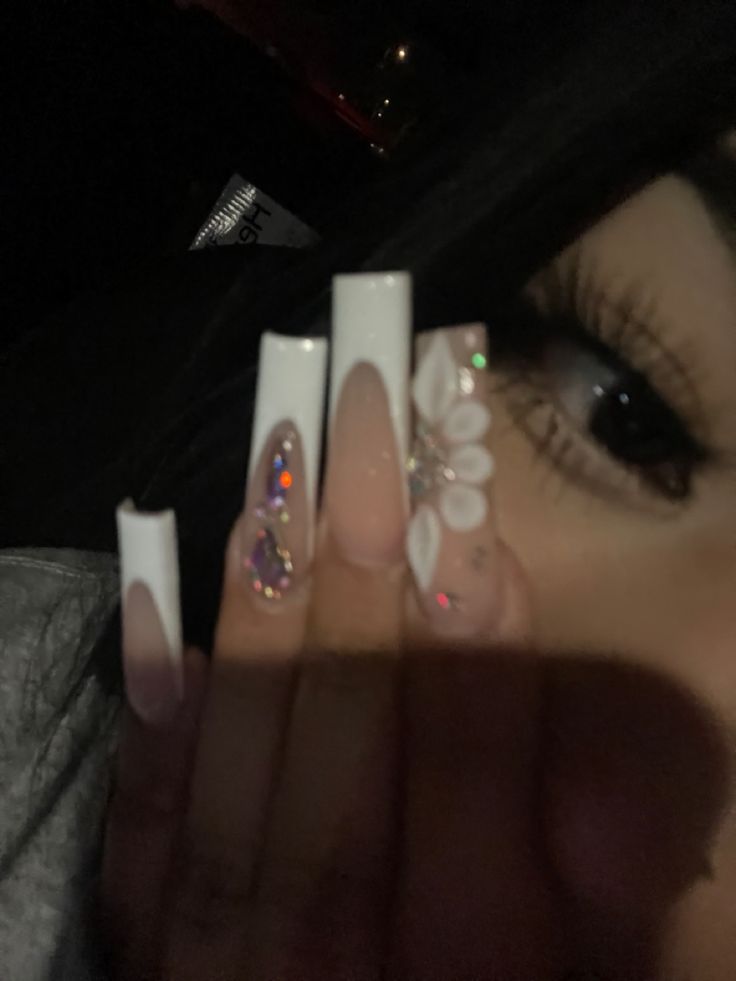 Cute Nails Acrylic Latina, Nails Inspiration Latina, Latina Nails French Tip, Cute Nail Designs Long Nails, Nail Inspiration Latina, Nail Ideas For Latinas, Acrylic Nails Ideas Latina, Square Latina Nails, Long Square Acrylic Nails Latina