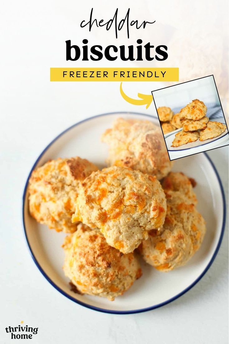 Cheddar Biscuits Easy Cheddar Biscuits, Baked Grilled Cheese, Thriving Home, Cheddar Biscuits, Baked Bread, Mouthwatering Recipes, Lunch Meal Prep, Master Chef, Homemade Soup