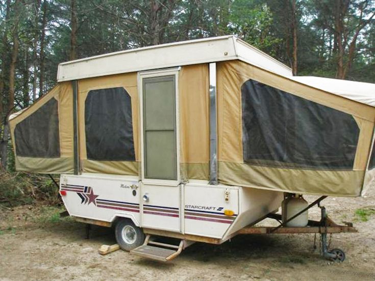 1989 Starcraft tent trailer Small Pop Up Camper Remodel, Vintage Camper Renovation, Coleman Pop Up Campers, Vintage Camper Redo, Small Pop Up Campers, Palace On Wheels, Tent Trailer Remodel, Makeover Madness, Pop Up Camper Trailer