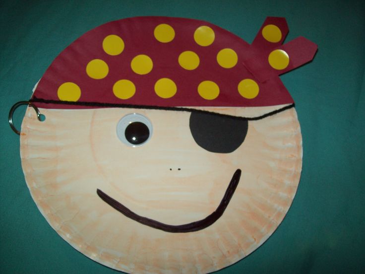 a paper plate with a pirate face on it