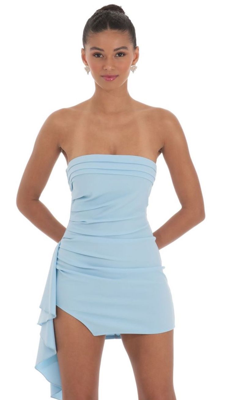 Strapless Blue Dress Short, Lucy In The Sky Dress Homecoming Blue, Homecoming Dress Light Blue, Nice Mini Dress, Cute Unique Hoco Dresses, Mini Light Blue Dress, Beach Hoco Dress, Hoco Dress Light Blue, Hock Dress Ideas