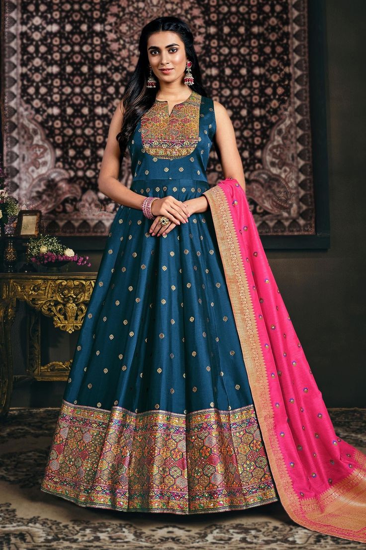 Beautiful Anarkali Dress Gown , Silk Dress, Indian Party Wear, Pakistani Suit,Readymade Designer Gown Dress,Latest Indian Dresses Silk Anarkali Gown, Party Wear Anarkali, Bridal Anarkali, Gown With Dupatta, Designer Gown, Indian Party Wear, Anarkali Gown, Party Kleidung, Anarkali Suit