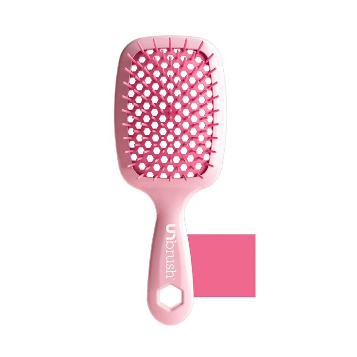 UNbrush - the brush gently yet thoroughly extracts knots and tangles from even the most unruly hair, painlessly and effortlessly. Featuring the perfect blend of 105 dual length bristles, combined with an ultralight high performance handle, UNbrush helps reduce styling time and prevents hair from catching. Great for wet or dry hair. Healthy Black Hair, Girly Christmas Gifts, Detangling Hair, Thick Wavy Hair, Polished Hair, Detangling Hair Brush, Unruly Hair, Detangling Brush, Wet Brush