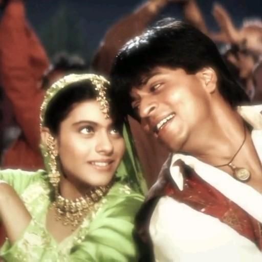 Raj And Simran, Vintage Bollywood Aesthetic, 90s Bollywood Aesthetic, Me And Who, Pretty Movie, 90s Bollywood, Great Movies To Watch, Bollywood Couples, Romantic Videos Couples