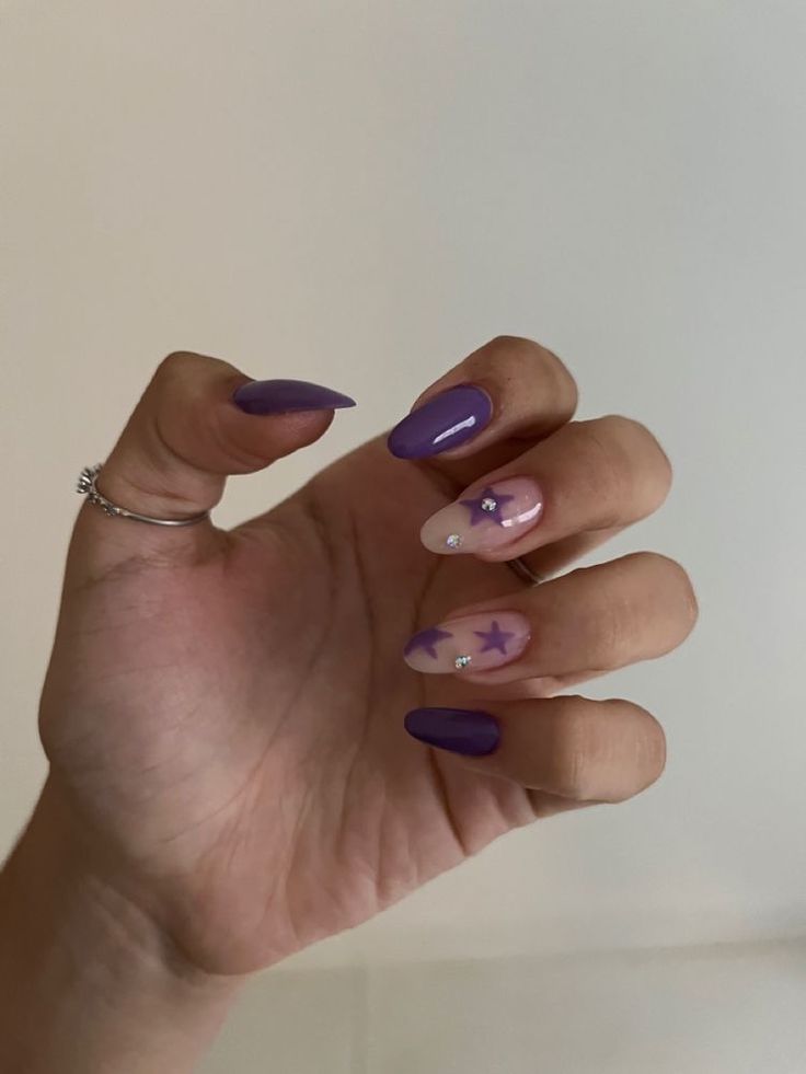 Dark Purple Nails, Concert Nails, Purple Acrylic Nails, Nagel Tips, Grunge Nails, Soft Nails, Short Acrylic Nails Designs, Star Nails, Nail Art Ideas